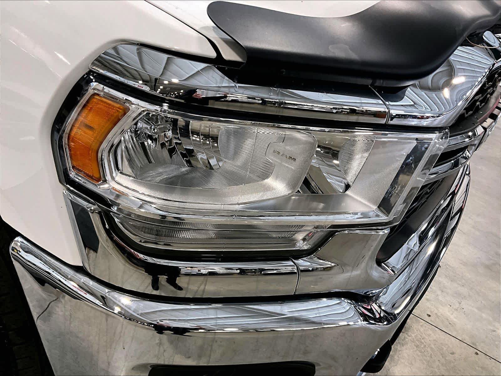Used 2022 RAM 3500 Tradesman AWD/4WD image 32