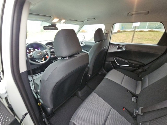 New 2025 Kia Soul LX w/ LX Technology Package image 21