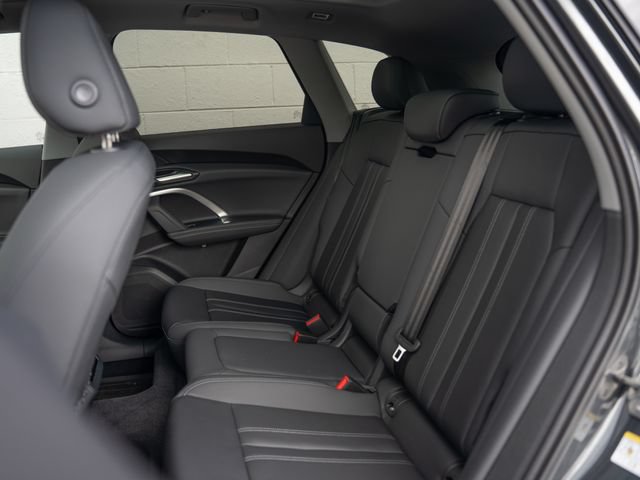 New 2026 Audi Q5 Premium Plus AWD/4WD image 9