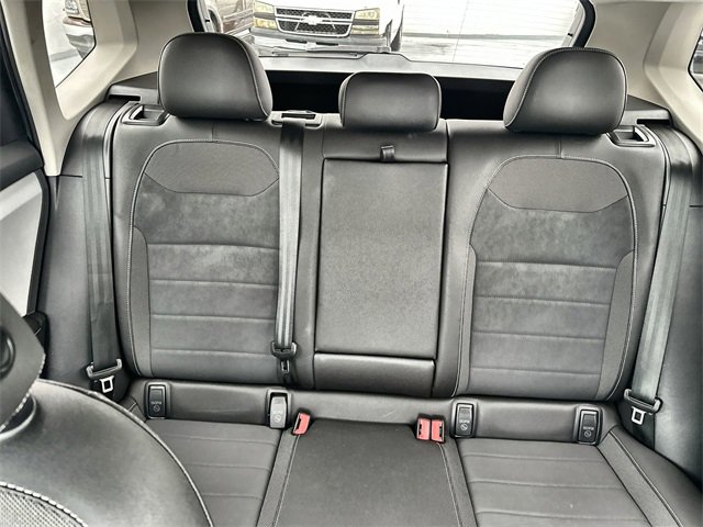 Used 2024 Volkswagen Taos SE image 27