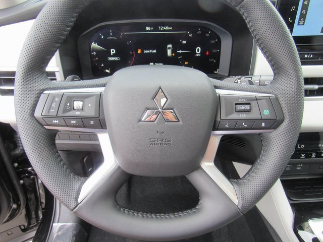 New 2025 Mitsubishi Outlander SE FWD image 23
