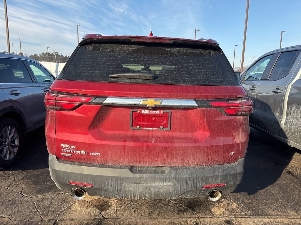 Used 2024 Chevrolet Traverse LT w/ LPO, Floor Liner Package image 3