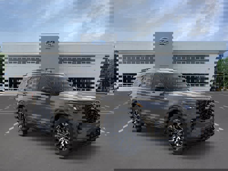 New 2026 Ford Explorer ST-Line image 7