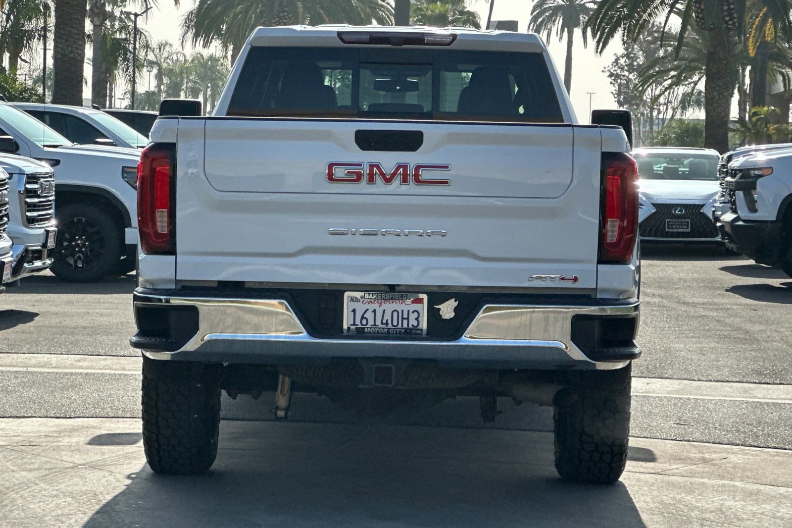 Certified 2021 GMC Sierra 2500 SLT w/ SLT Convenience Package image 5