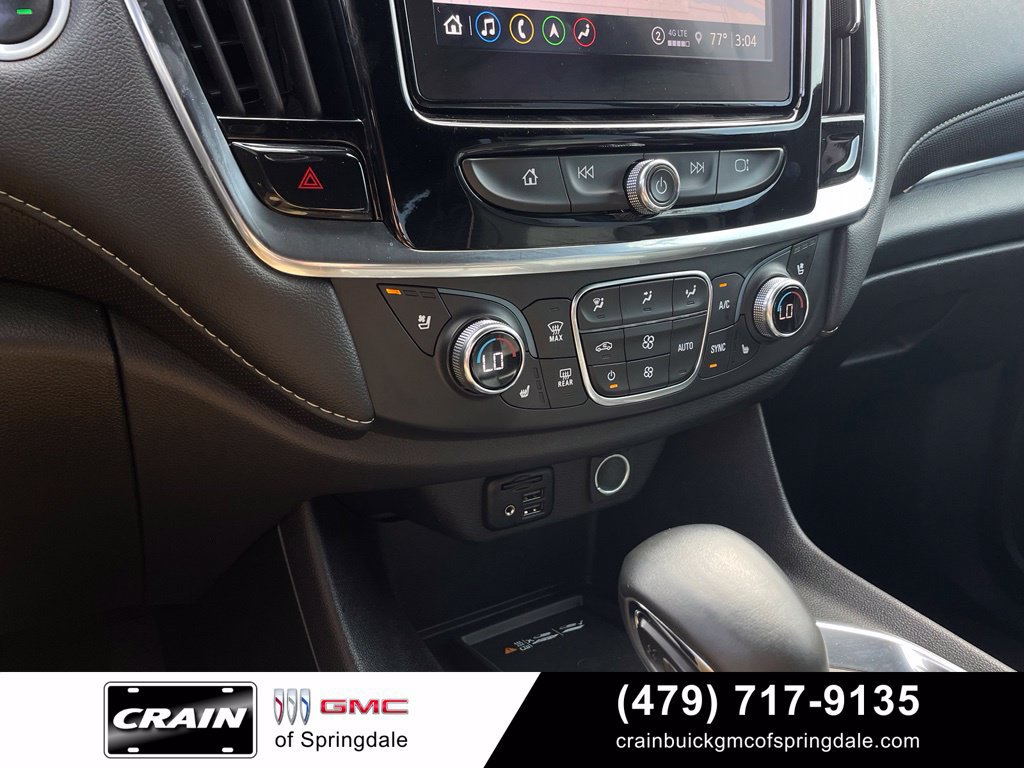Used 2023 Chevrolet Traverse Premier AWD/4WD image 19