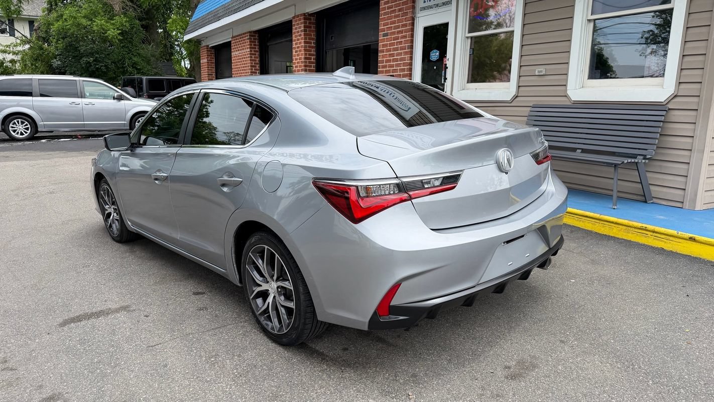 Used 2020 Acura ILX FWD image 3