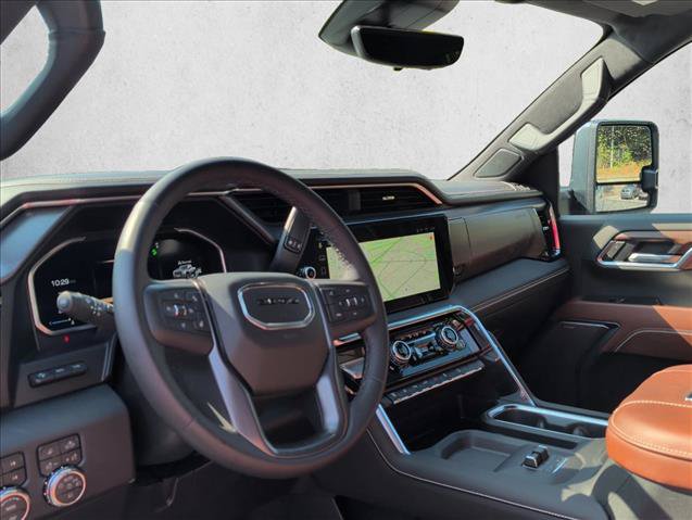 Used 2026 GMC Sierra 2500 Denali Ultimate w/ LPO, Black Badging Package AWD/4WD image 8