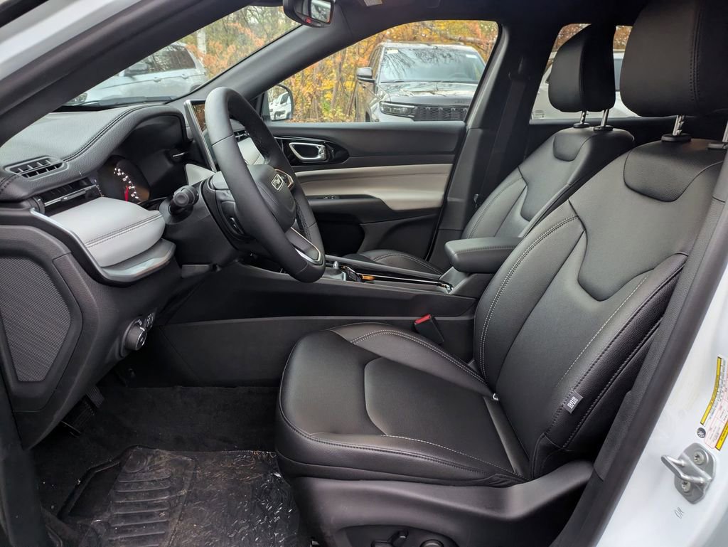 New 2026 Jeep Compass Limited w/ Mopar All Weather Package AWD/4WD image 12