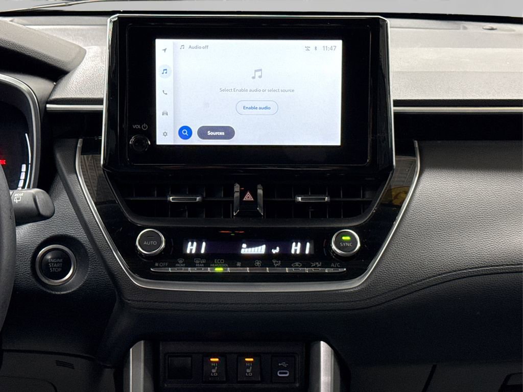 Used 2023 Toyota Corolla Cross XLE w/ Convenience Package image 20