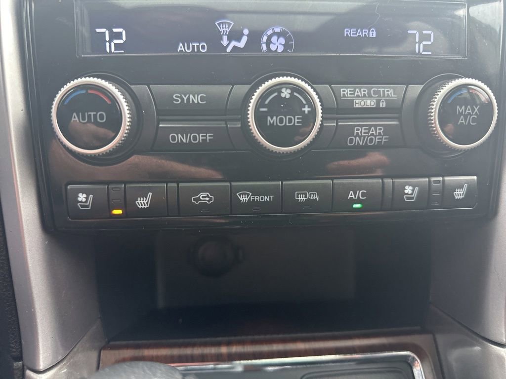 Used 2022 Subaru Ascent Touring AWD/4WD image 28