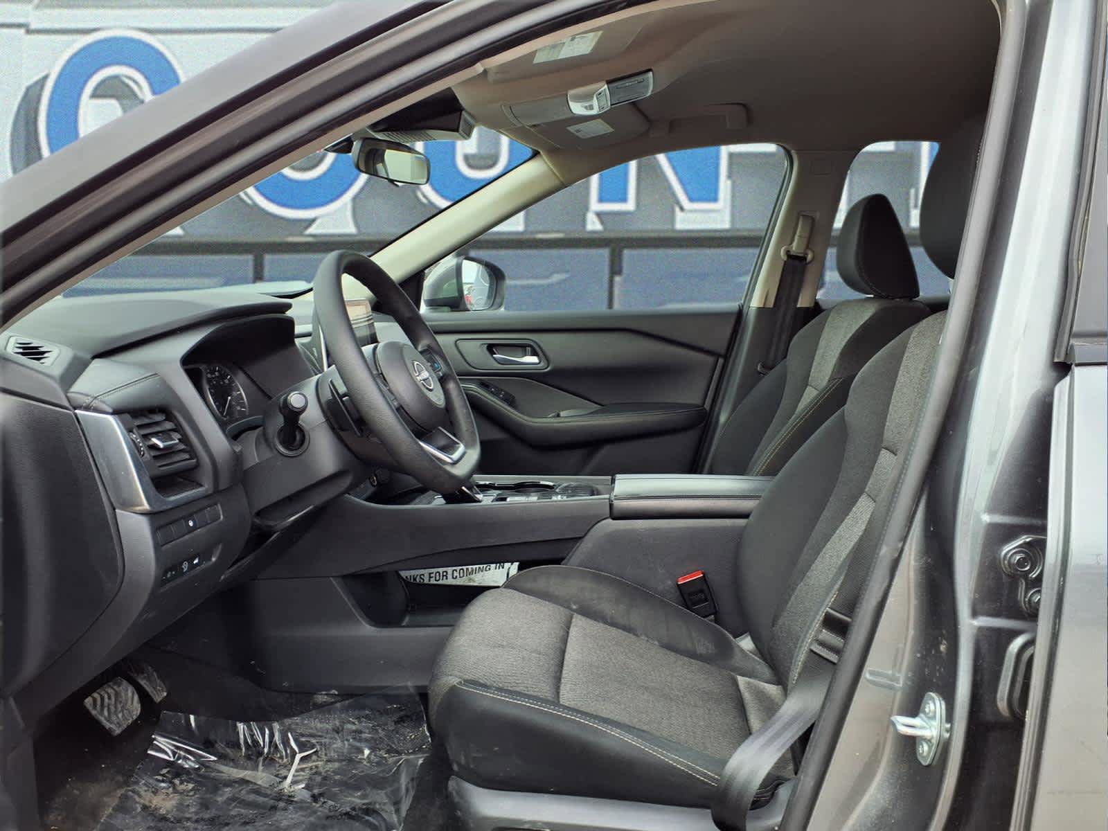 Used 2024 Nissan Rogue SV FWD image 13
