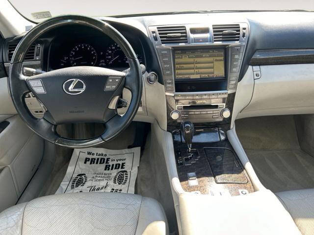 Used 2011 Lexus LS 460 AWD image 12