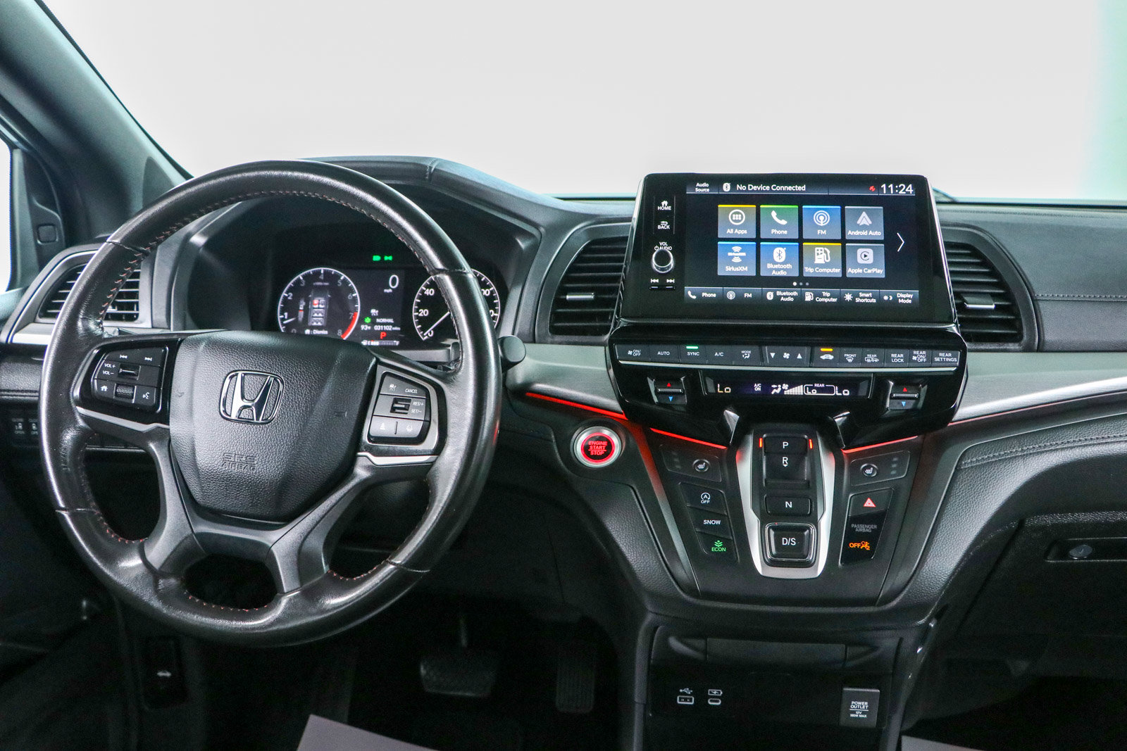 Used 2025 Honda Odyssey Sport-L image 17