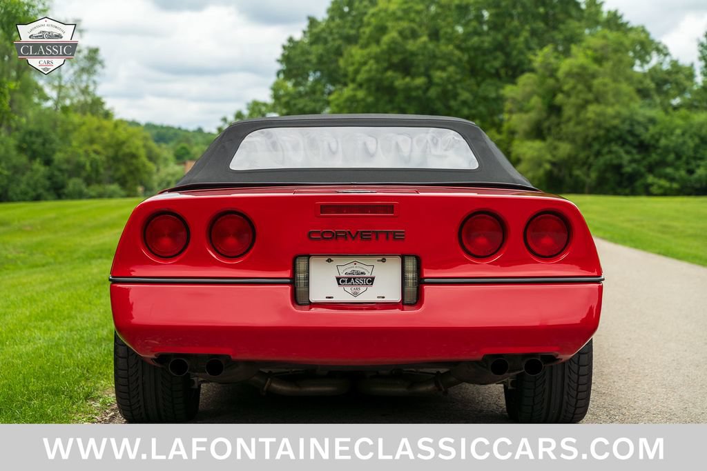 Used 1988 Chevrolet Corvette Convertible RWD image 20