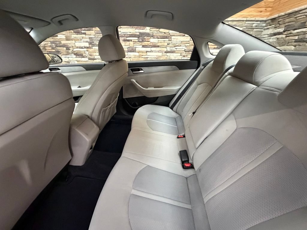 Used 2018 Hyundai Sonata SE FWD image 44
