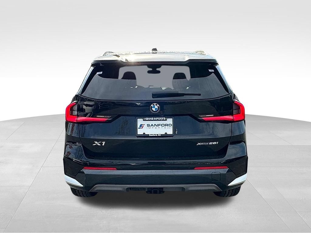 Used 2023 BMW X1 xDrive28i w/ Convenience Package AWD/4WD image 4