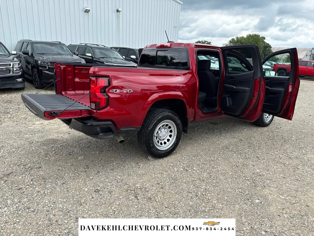 Used 2024 Chevrolet Colorado W/T w/ WT Convenience Package AWD/4WD image 30