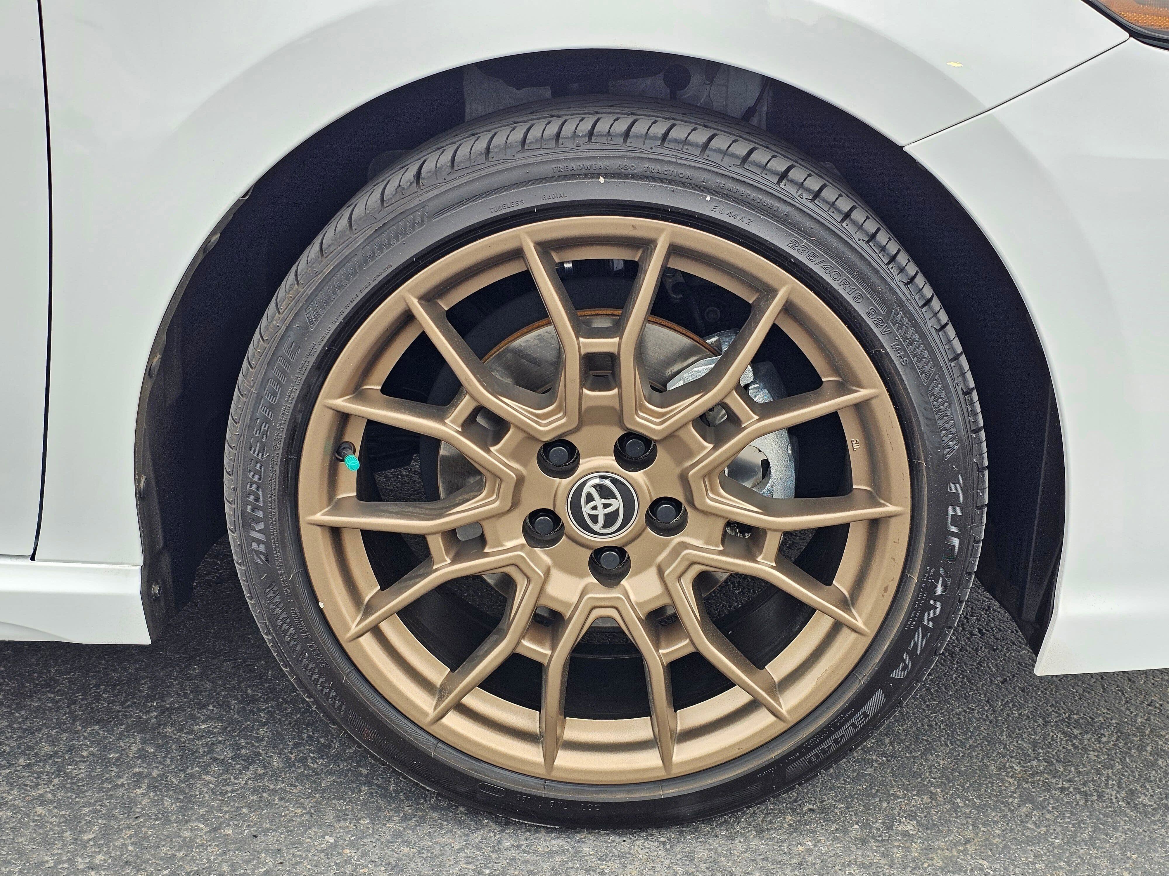 Used 2024 Toyota Camry SE w/ Convenience Package AWD/4WD image 9