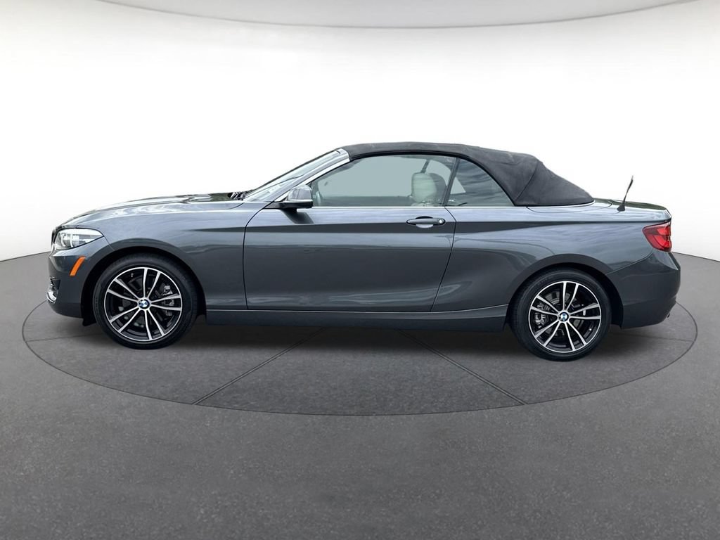Used 2020 BMW 230i Convertible w/ Convenience Package RWD image 2