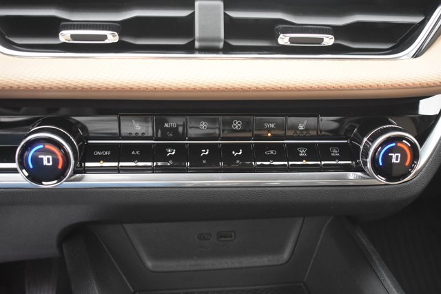 New 2026 Chevrolet Equinox ACTIV w/ Safety and Technology Package image 27