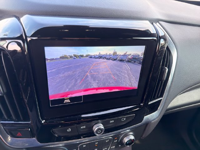 Used 2023 Chevrolet Traverse LT FWD image 22