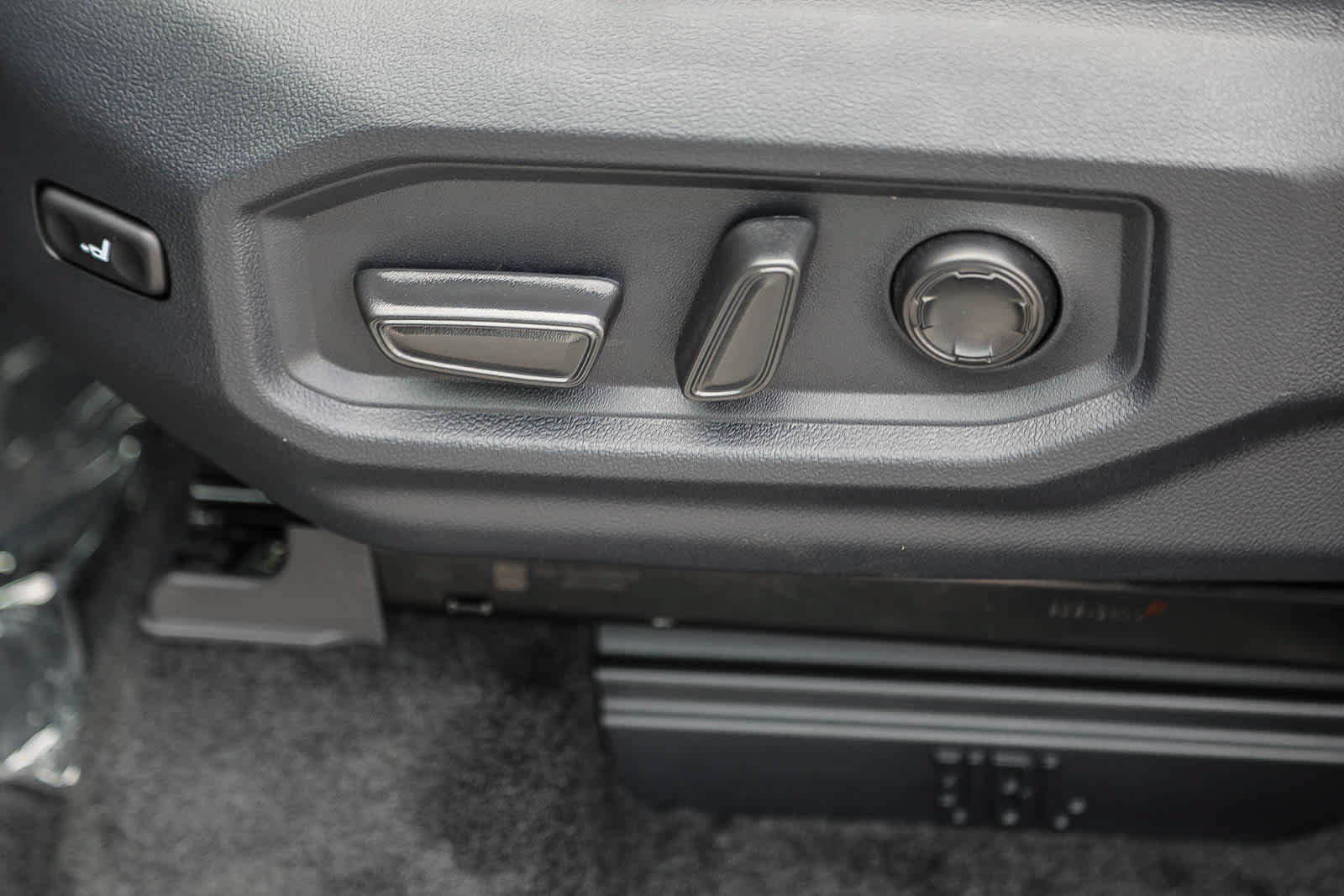 New 2026 Toyota Tundra Platinum AWD/4WD image 21