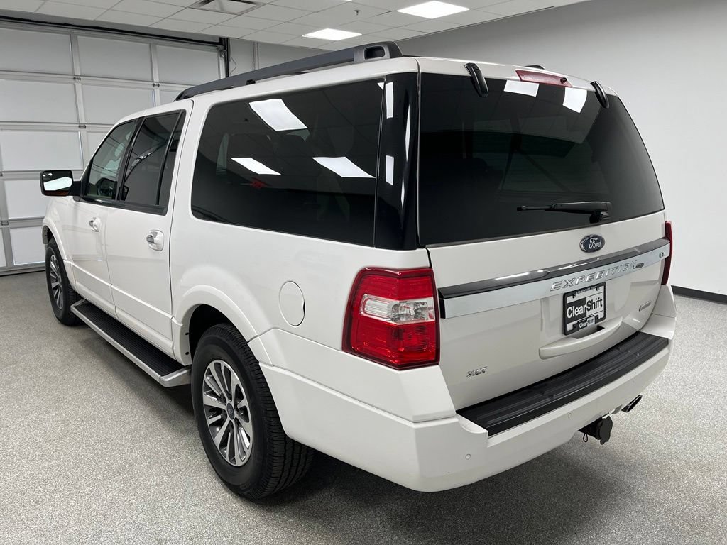 Used 2017 Ford Expedition EL XLT w/ Equipment Group 202A AWD/4WD image 8