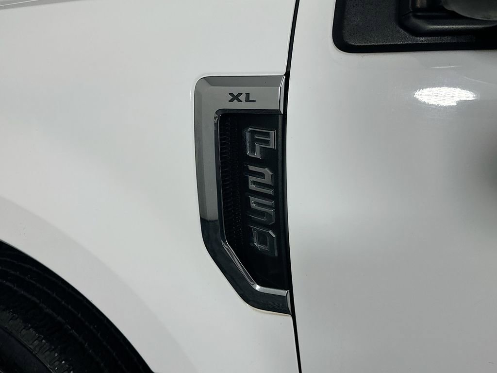 Used 2019 Ford F250 XL image 27