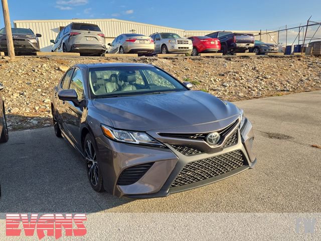 Used 2018 Toyota Camry SE