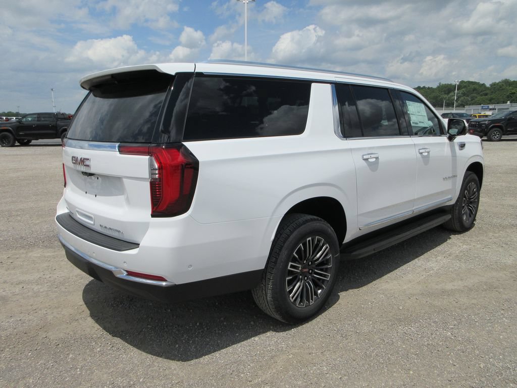 New 2026 GMC Yukon XL Elevation w/ Elevation Premium Package AWD/4WD image 4