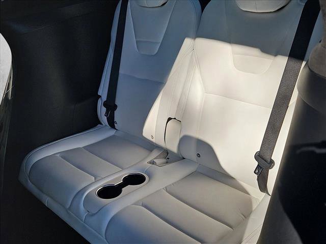 Used 2017 Tesla Model X 75D image 22