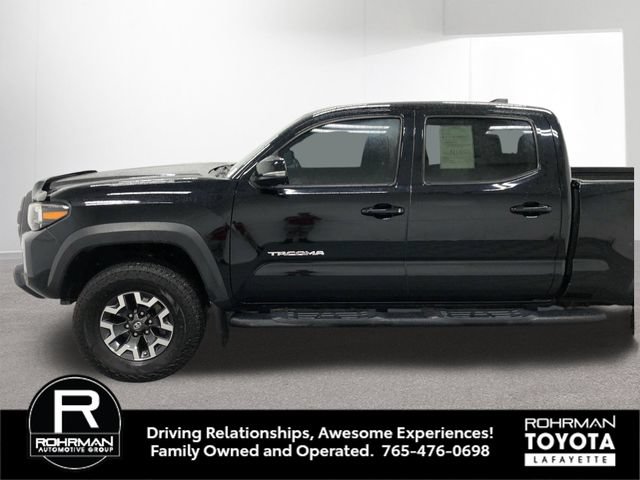 Used 2020 Toyota Tacoma TRD Off-Road w/ TRD Premium Off Road Package AWD/4WD image 3