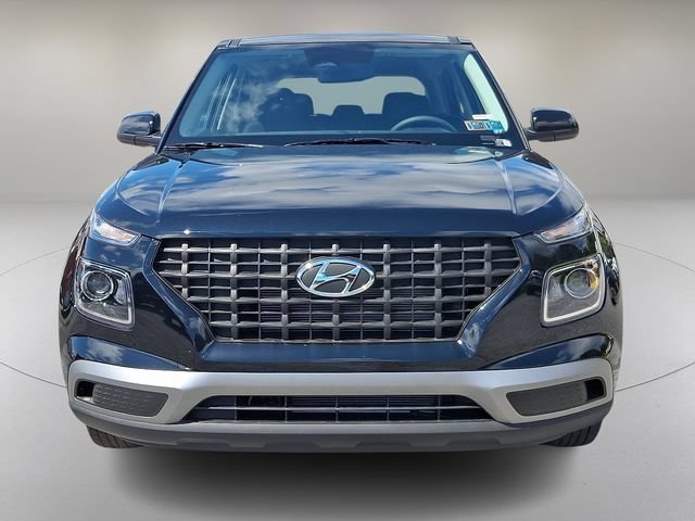 New 2026 Hyundai Venue SE FWD image 2