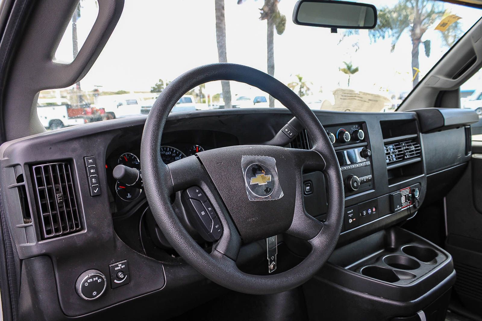 New 2025 Chevrolet Express 3500 w/ Power Convenience Package image 15