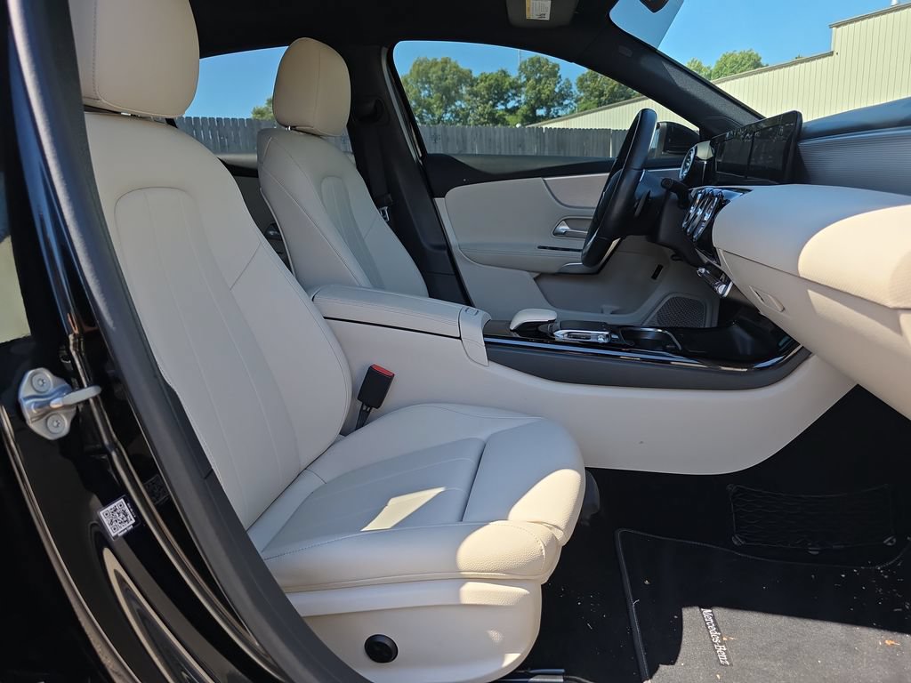 Certified 2020 Mercedes-Benz A 220 image 16