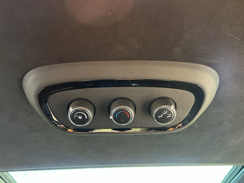 Used 2022 Dodge Durango R/T image 39