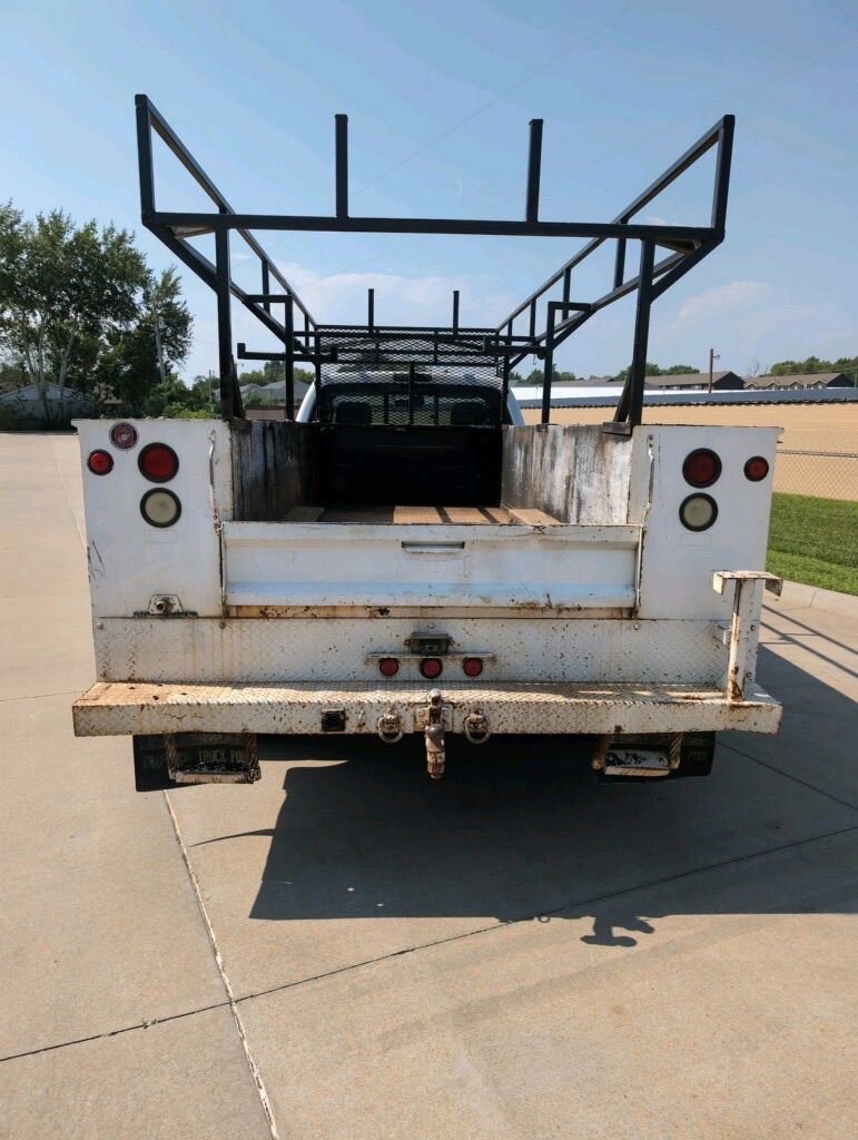 Used 2016 Ford F450 XLT w/ Ambulance Prep Package image 29