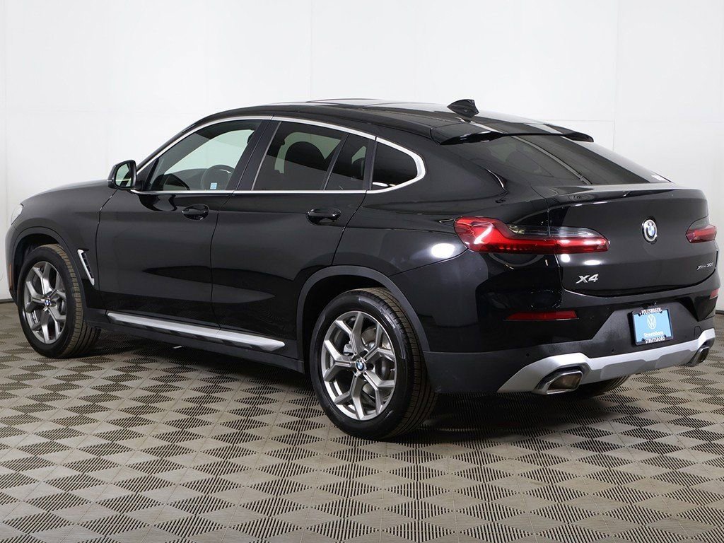 Used 2025 BMW X4 xDrive30i image 12