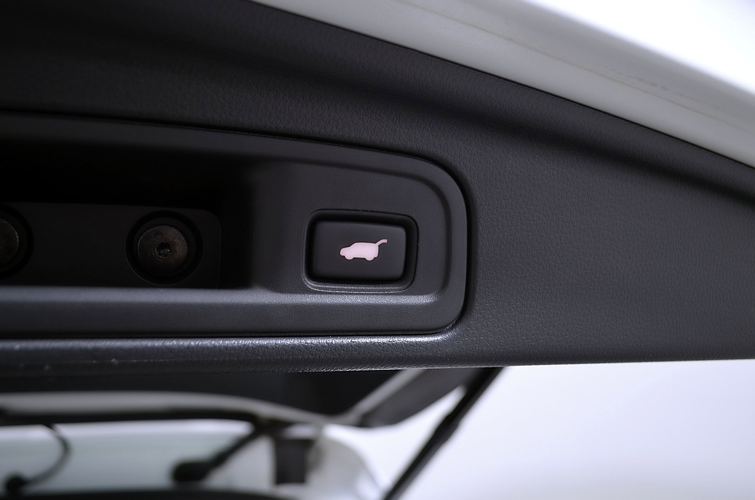 Used 2020 Honda Pilot Touring image 12