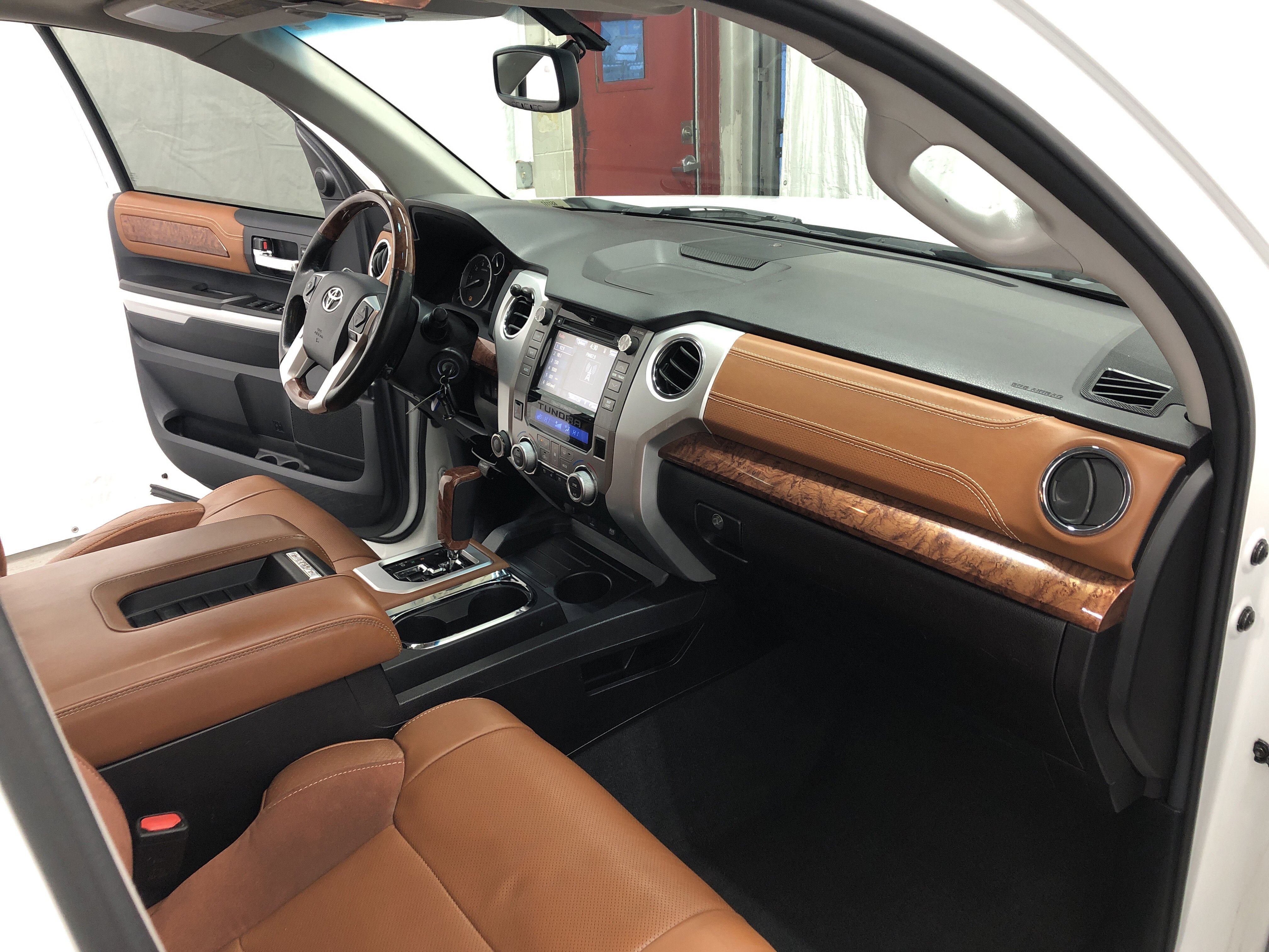 Used 2015 Toyota Tundra 1794 Edition image 13