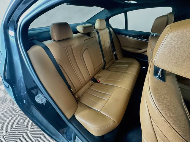 Used 2020 BMW 530i xDrive w/ Premium Package AWD/4WD image 24