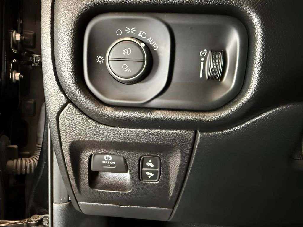 Used 2020 RAM 1500 Big Horn image 15