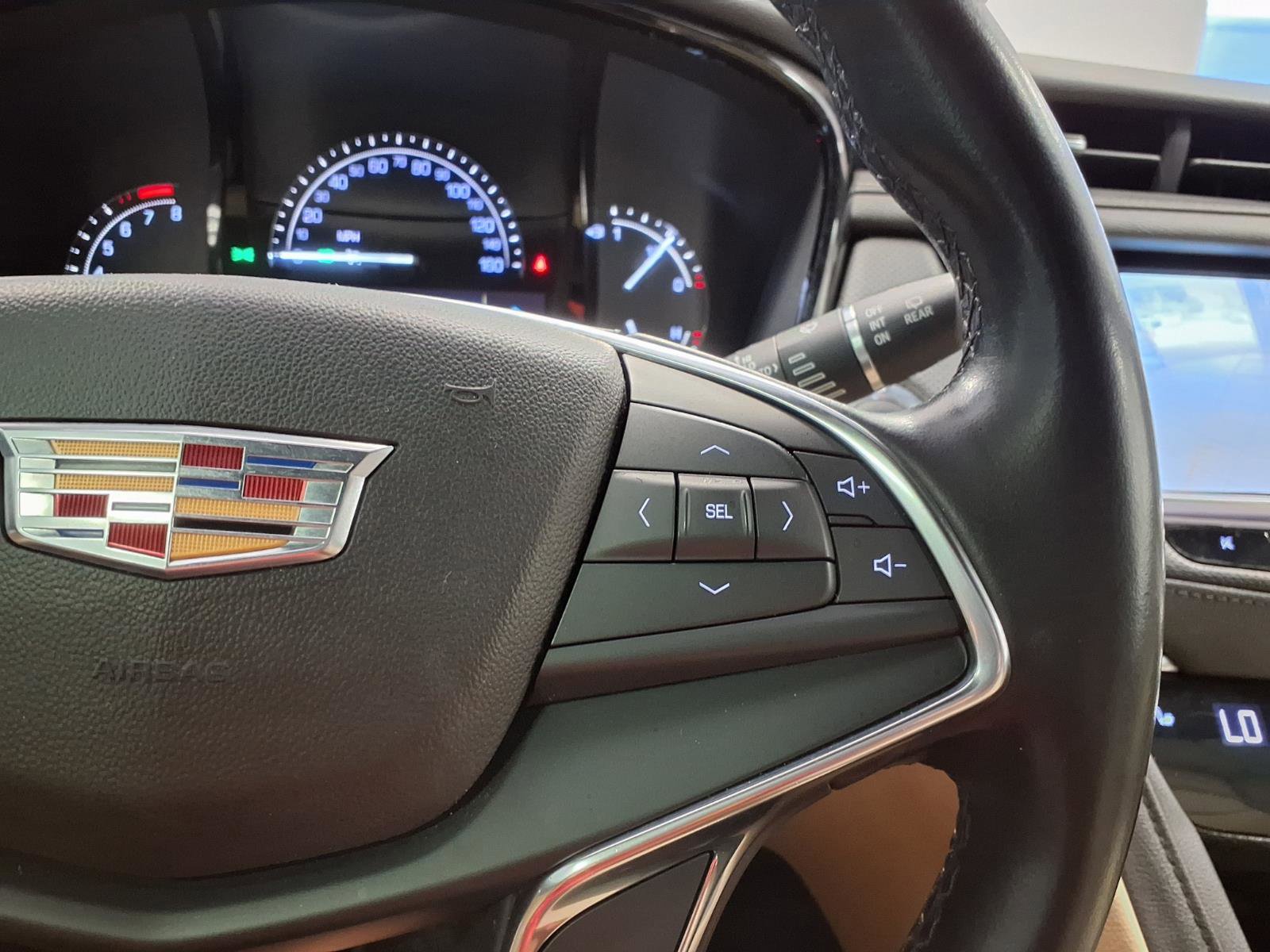 Used 2019 Cadillac XT5 Luxury FWD image 28