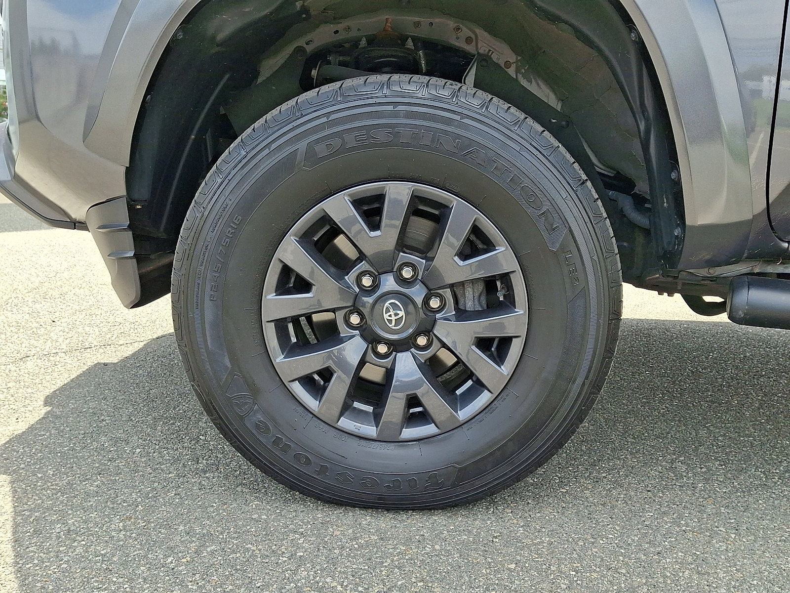Certified 2023 Toyota Tacoma SR5 AWD/4WD image 8