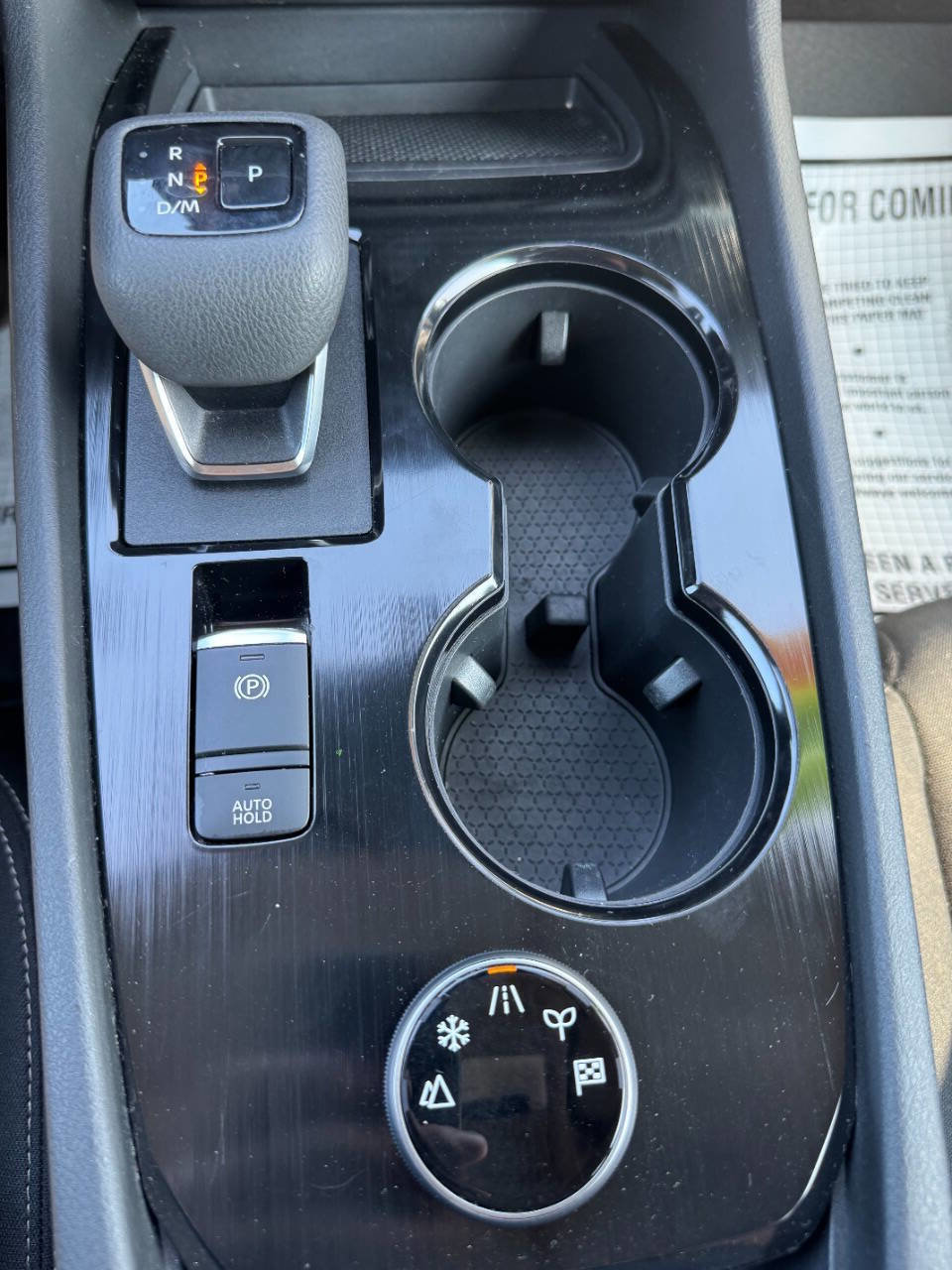 Used 2023 Nissan Rogue S image 16