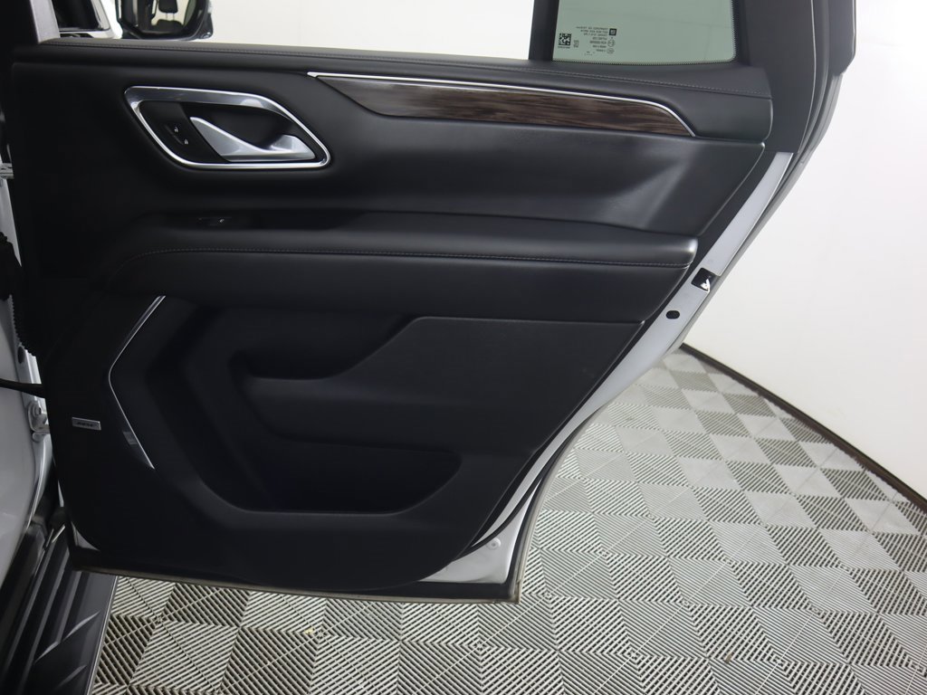 Used 2022 Chevrolet Tahoe LT w/ Luxury Package image 27