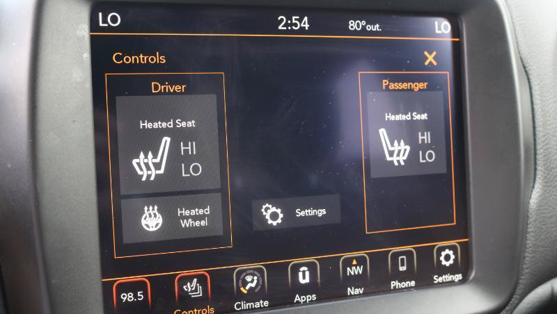 Used 2021 Jeep Renegade Trailhawk AWD/4WD image 14