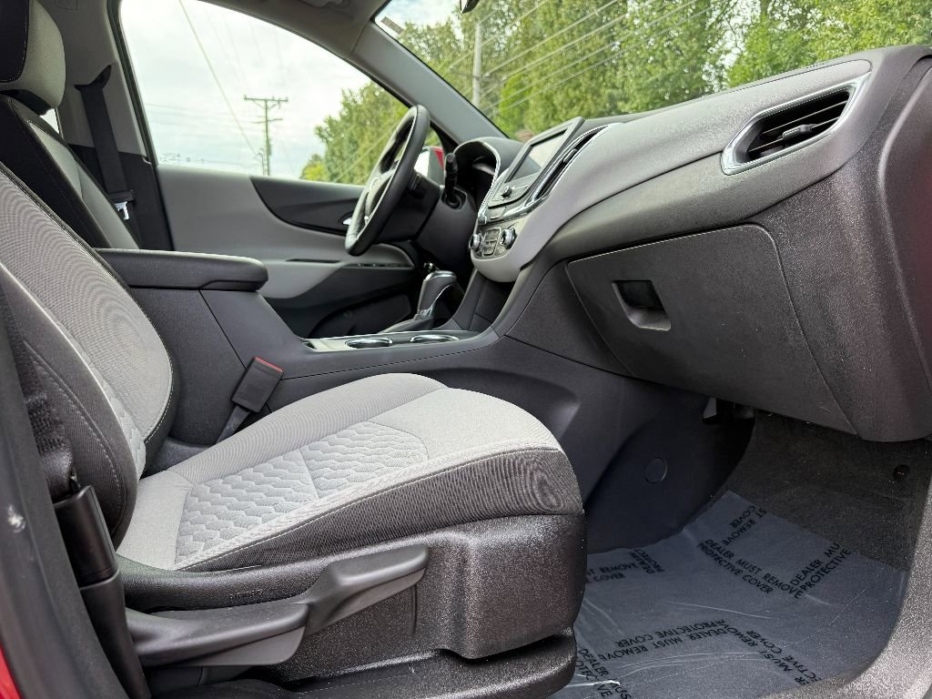 Used 2020 Chevrolet Equinox LT image 28