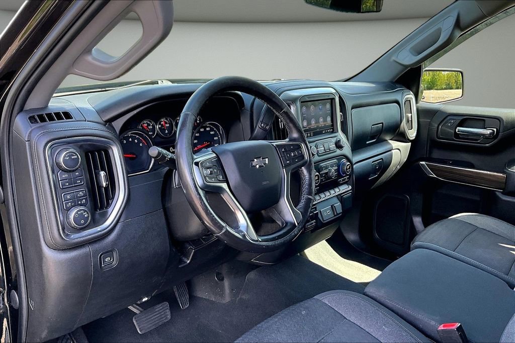Used 2020 Chevrolet Silverado 1500 RST w/ All-Star Edition AWD/4WD image 18