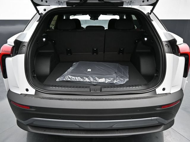 New 2026 Chevrolet Blazer EV LT w/ Midnight/Sport Edition FWD image 12